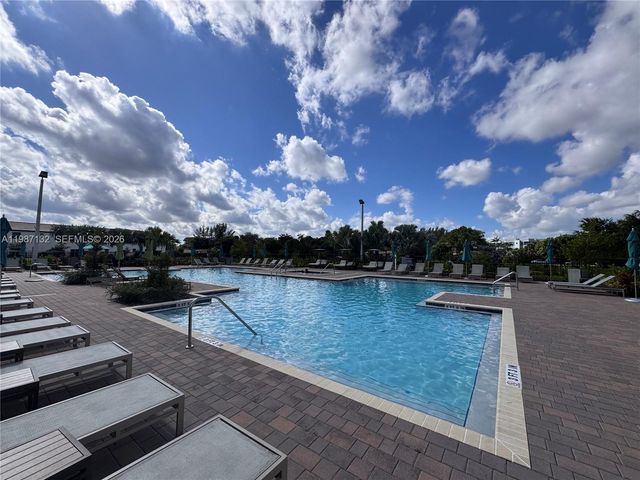 12563 NW 24th Ave, Miami, FL 33167