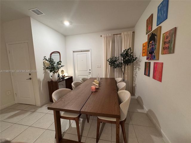 12563 NW 24th Ave, Miami, FL 33167