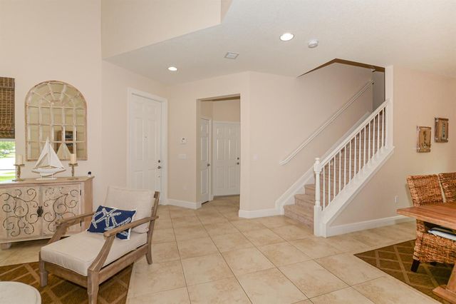 713 NW Leonardo Circle 713, Port St. Lucie, FL 34986