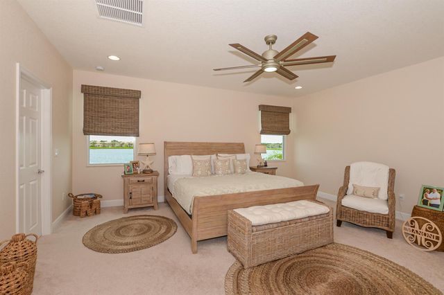 713 NW Leonardo Circle 713, Port St. Lucie, FL 34986