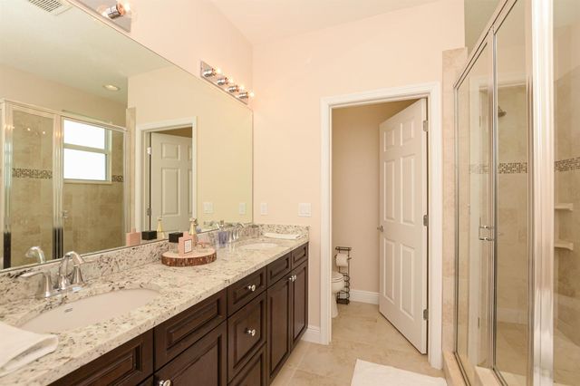 713 NW Leonardo Circle 713, Port St. Lucie, FL 34986