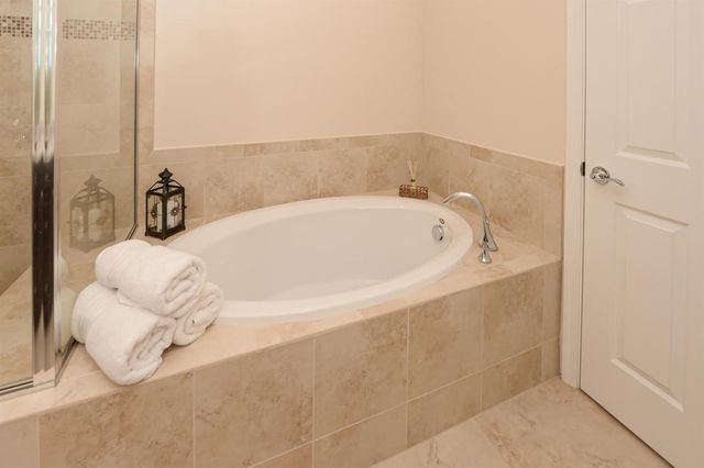 713 NW Leonardo Circle 713, Port St. Lucie, FL 34986