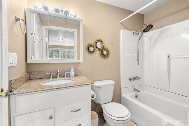 170 E Country Club Drive N, Union, WA 98592