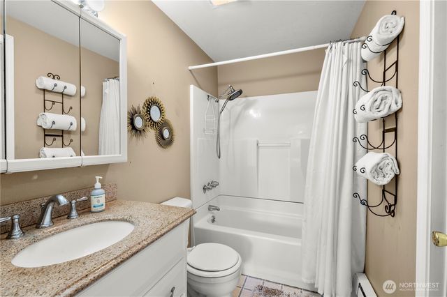 170 E Country Club Drive N, Union, WA 98592