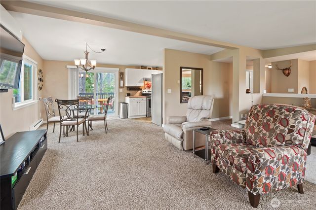 170 E Country Club Drive N, Union, WA 98592