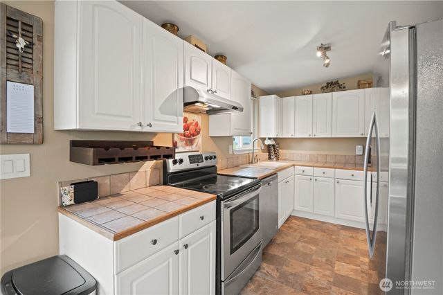 170 E Country Club Drive N, Union, WA 98592