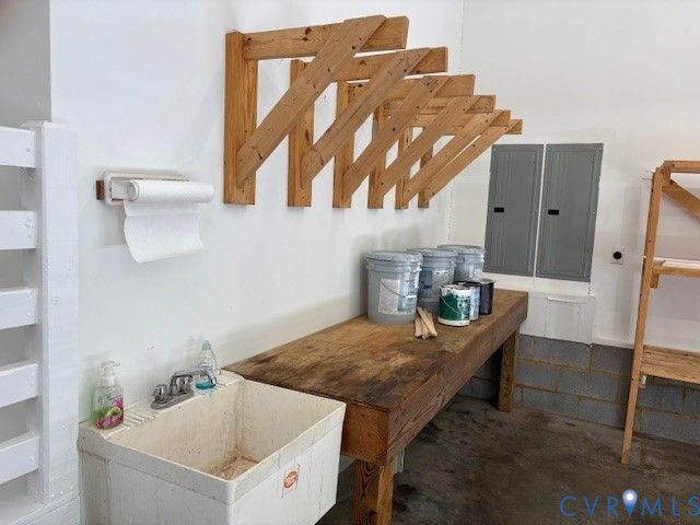 13428 Canterbury Rd, Montpelier, VA 23192