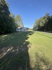 608 W Pine Street, Blacksburg, SC 29702