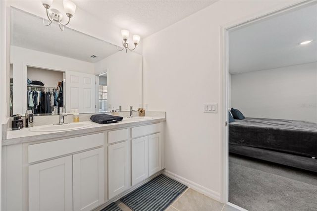 156 GLASS ONION DRIVE, Howey In The Hills, FL 34737