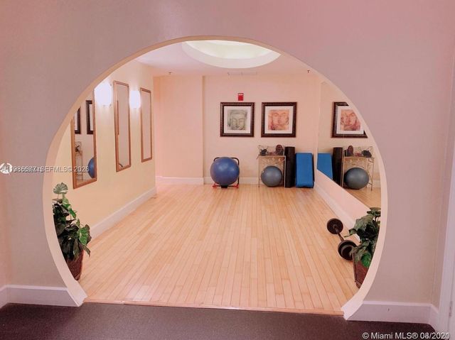 1830 Radius Dr 1222, Hollywood, FL 33020