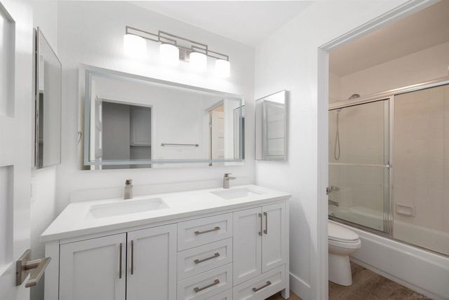 2318 Via Villegas, Carlsbad, CA 92009