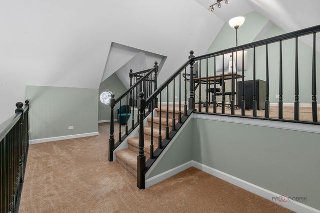 13 Kensington Drive, North Barrington, IL 60010