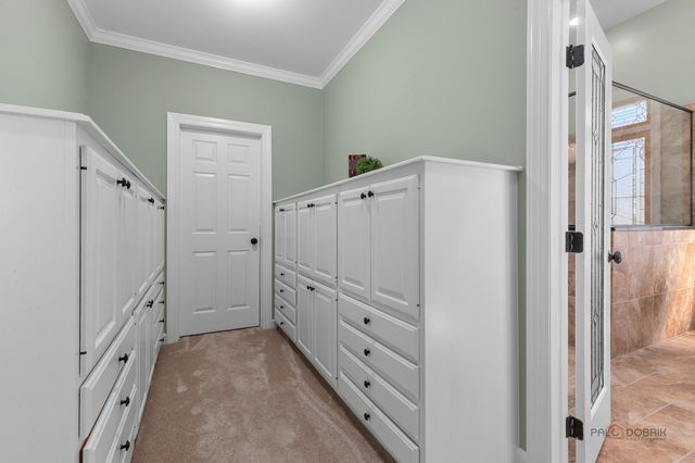 13 Kensington Drive, North Barrington, IL 60010