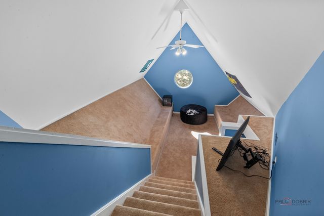 13 Kensington Drive, North Barrington, IL 60010