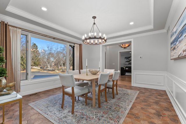 13 Kensington Drive, North Barrington, IL 60010