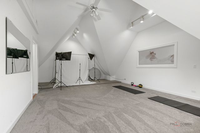 13 Kensington Drive, North Barrington, IL 60010