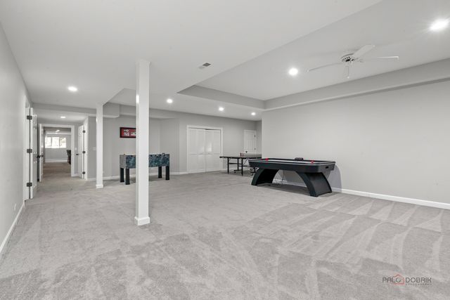 13 Kensington Drive, North Barrington, IL 60010