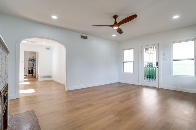 6119 Reiger Avenue, Dallas, TX 75214