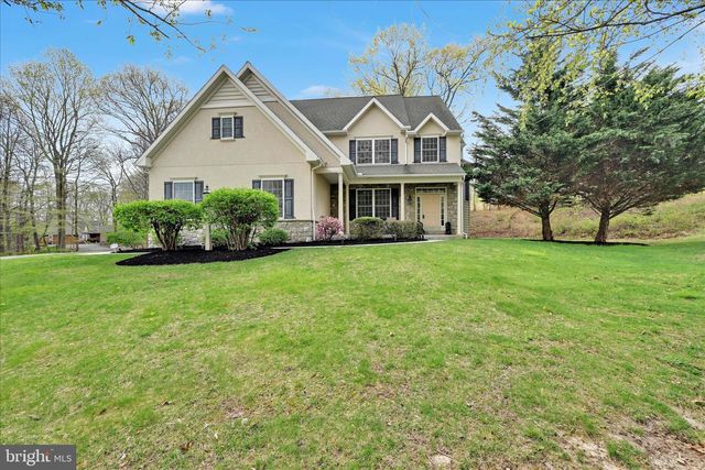 204 IRON VALLEY DR, Lebanon, PA 17042