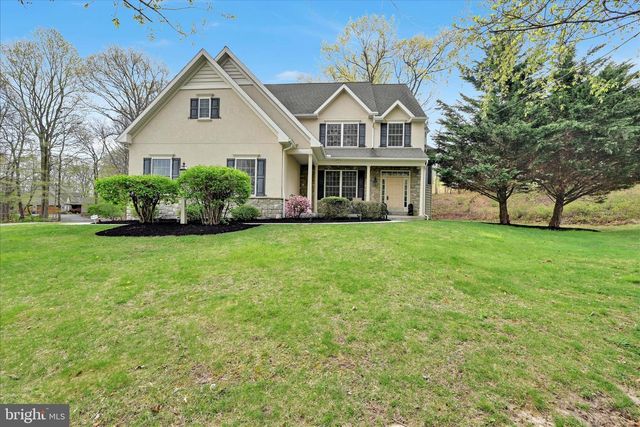 204 IRON VALLEY DR, Lebanon, PA 17042