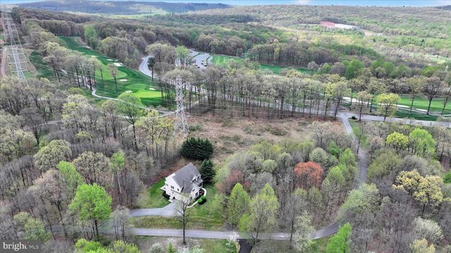 204 IRON VALLEY DR, Lebanon, PA 17042