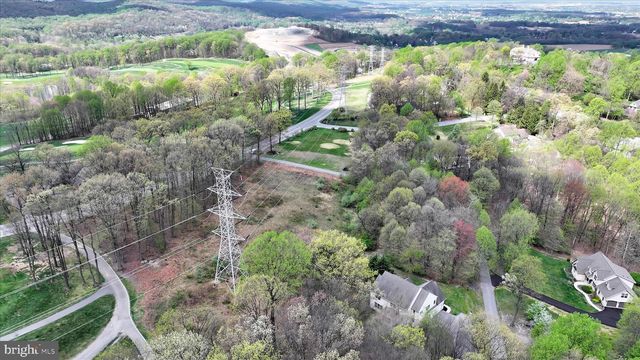 204 IRON VALLEY DR, Lebanon, PA 17042