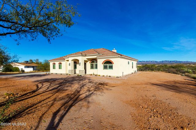 97 Keating Circle, Tubac, AZ 85646