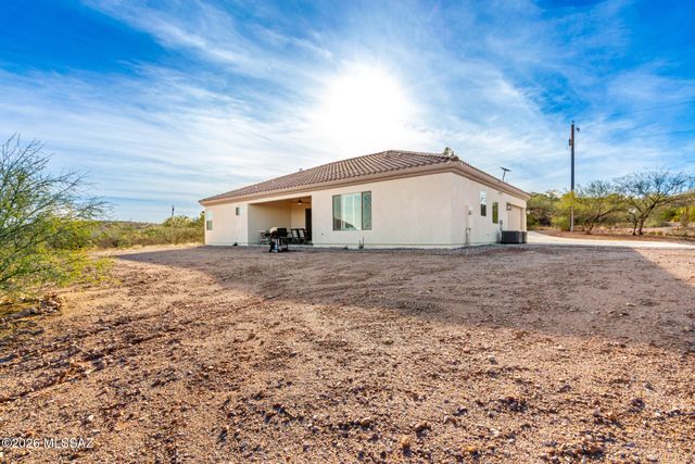 97 Keating Circle, Tubac, AZ 85646