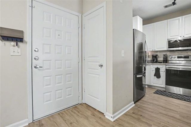 10 Perimeter Summit 4409, Brookhaven, GA 30319