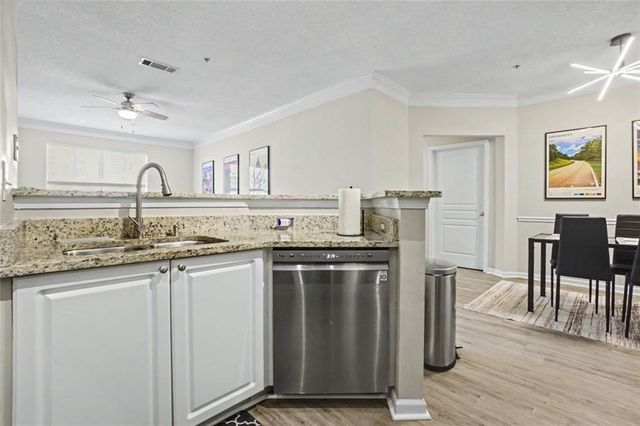 10 Perimeter Summit 4409, Brookhaven, GA 30319