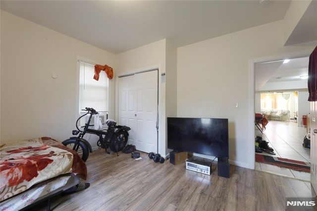 351 Osborne Terrace, Newark, NJ 07112