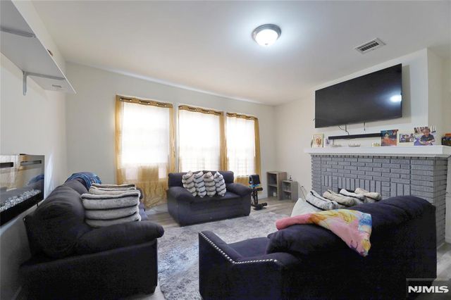 351 Osborne Terrace, Newark, NJ 07112