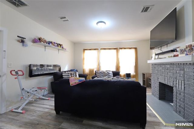 351 Osborne Terrace, Newark, NJ 07112