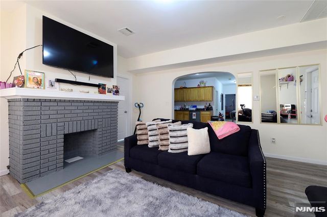 351 Osborne Terrace, Newark, NJ 07112