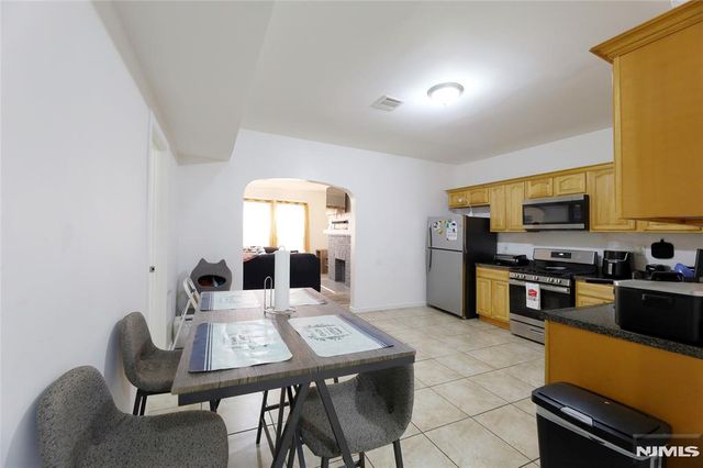 351 Osborne Terrace, Newark, NJ 07112