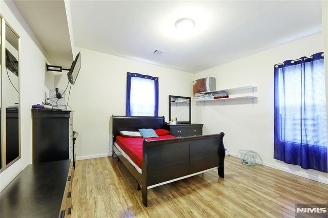 351 Osborne Terrace, Newark, NJ 07112