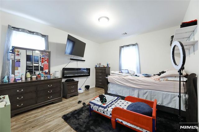 351 Osborne Terrace, Newark, NJ 07112