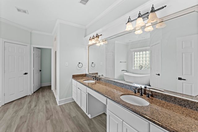 35 Clervaux Drive, Little Rock, AR 72223