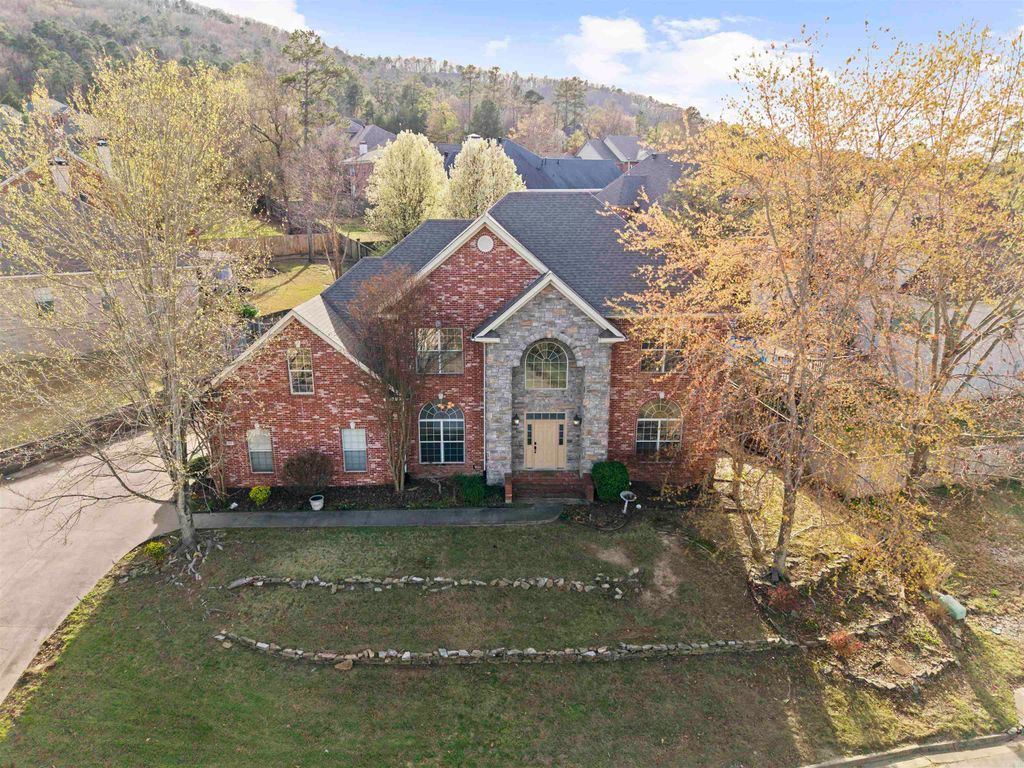 35 Clervaux Drive, Little Rock, AR 72223