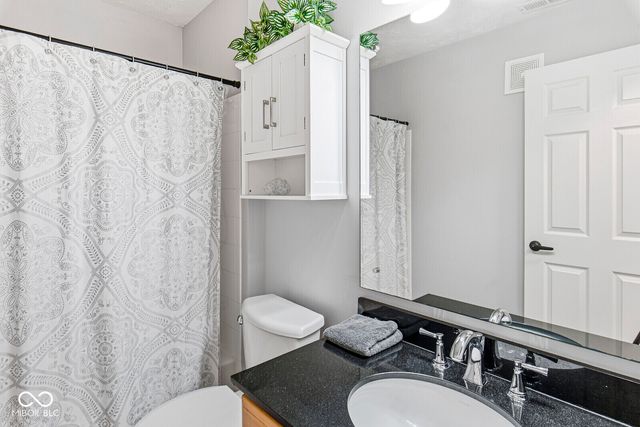 6509 Emerald Hill Court 102, Indianapolis, IN 46237