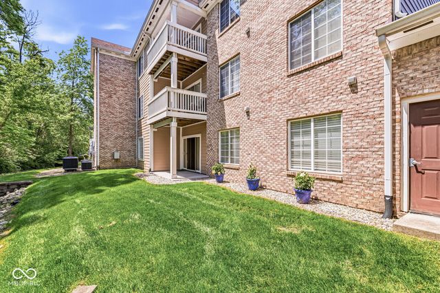 6509 Emerald Hill Court 102, Indianapolis, IN 46237