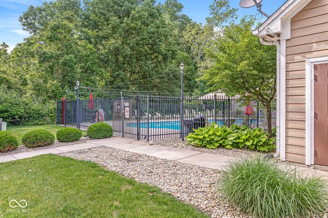 6509 Emerald Hill Court 102, Indianapolis, IN 46237