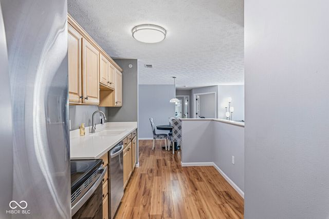 6509 Emerald Hill Court 102, Indianapolis, IN 46237