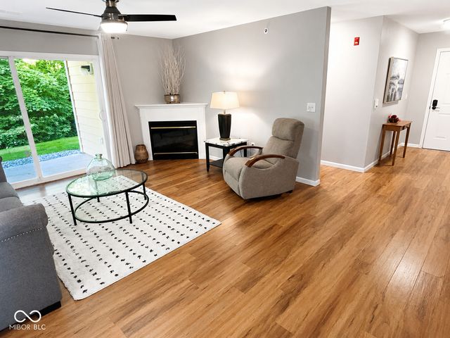 6509 Emerald Hill Court 102, Indianapolis, IN 46237