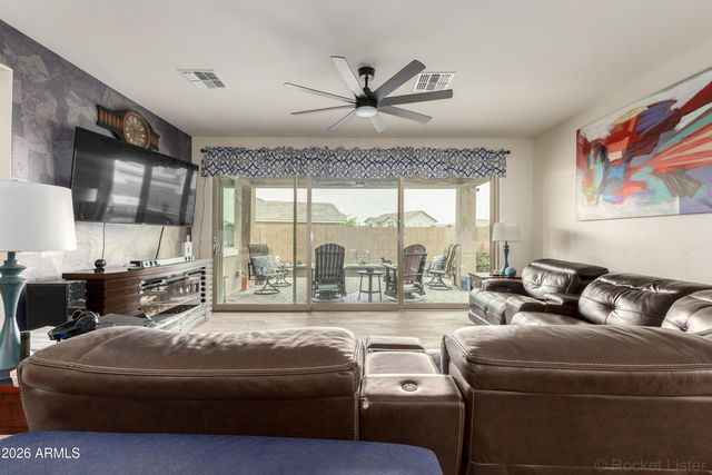 3136 E QUARTZ Street, Mesa, AZ 85213