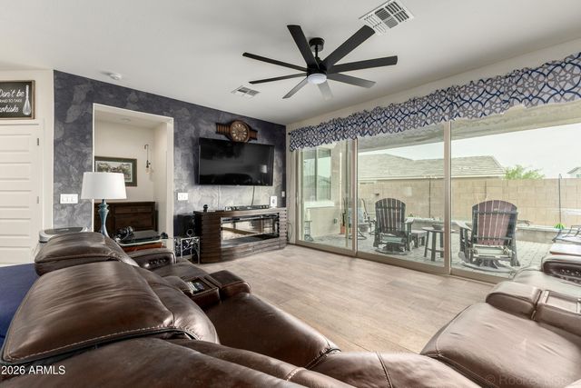 3136 E QUARTZ Street, Mesa, AZ 85213