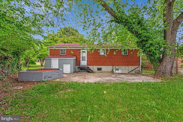 2335 SCOTT KEY DR, District Heights, MD 20747