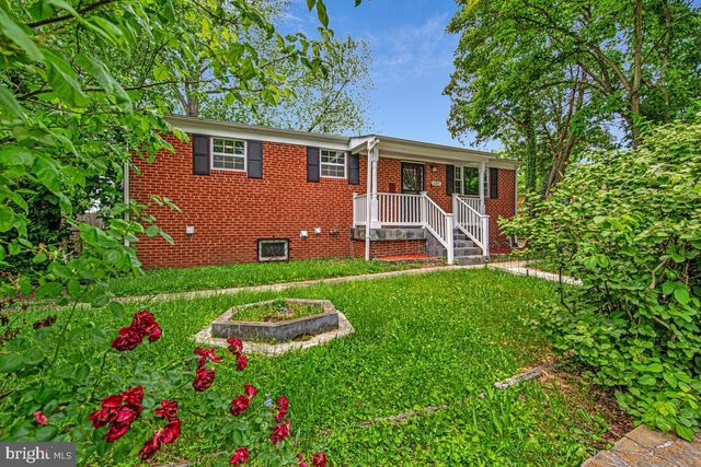 2335 SCOTT KEY DR, District Heights, MD 20747