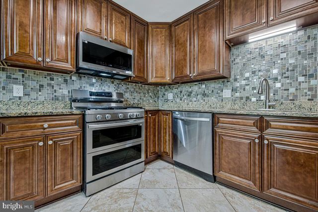 2335 SCOTT KEY DR, District Heights, MD 20747