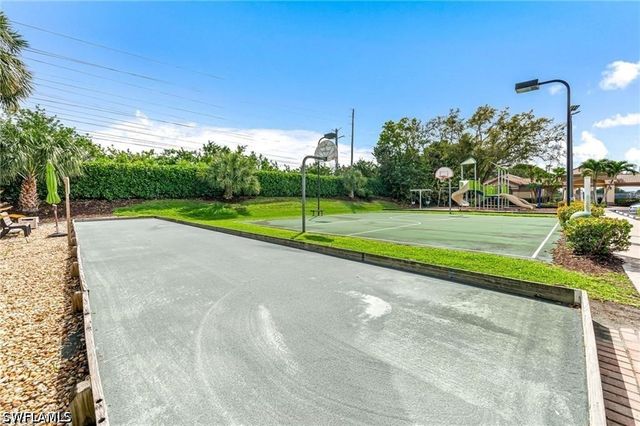 7768 Gardner DR 202, Naples, FL 34109
